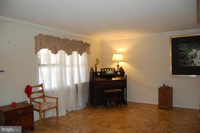 907 57TH PL, Capitol Heights, MD 20743