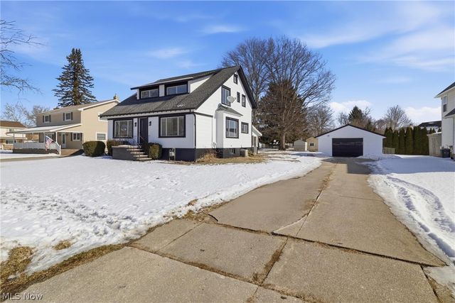 3315 Charles Street, Cuyahoga Falls, OH 44221