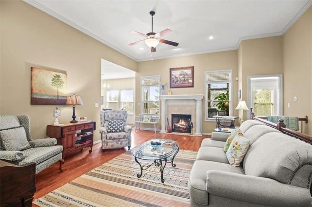 4833 SW Soldier Drive, Lee's Summit, MO 64082