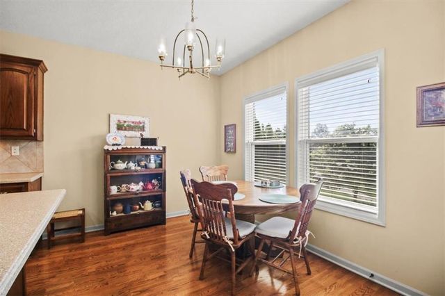 4833 SW Soldier Drive, Lee's Summit, MO 64082