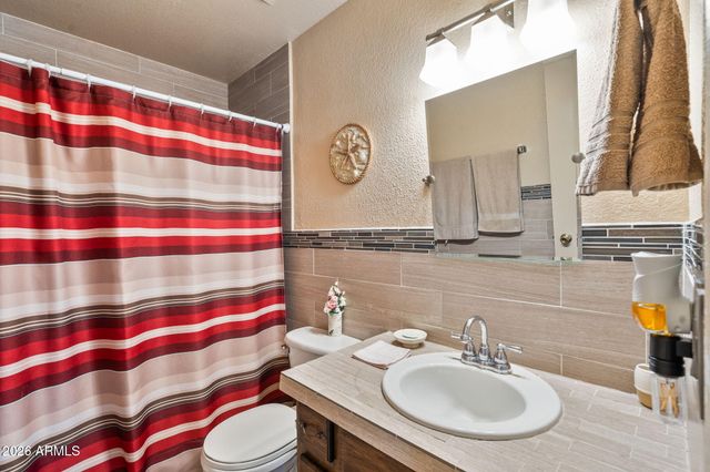 7555 N 47TH Lane, Glendale, AZ 85301