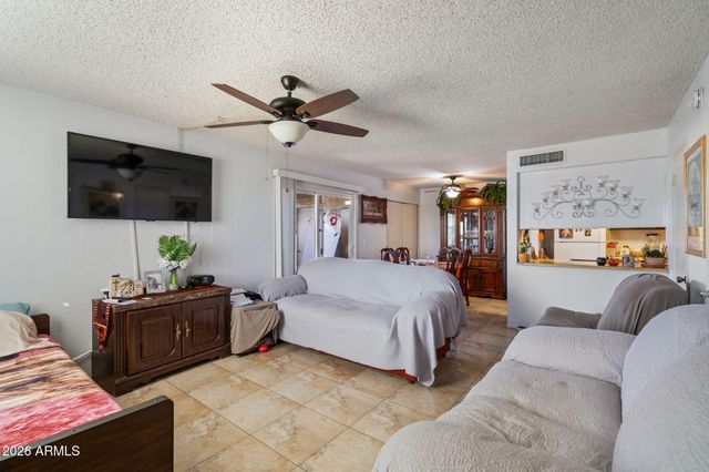 7555 N 47TH Lane, Glendale, AZ 85301