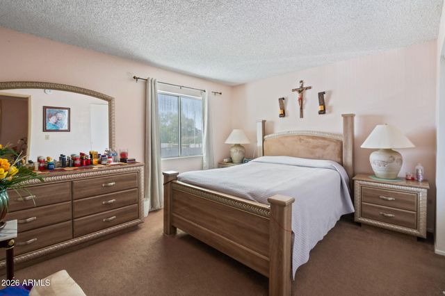 7555 N 47TH Lane, Glendale, AZ 85301