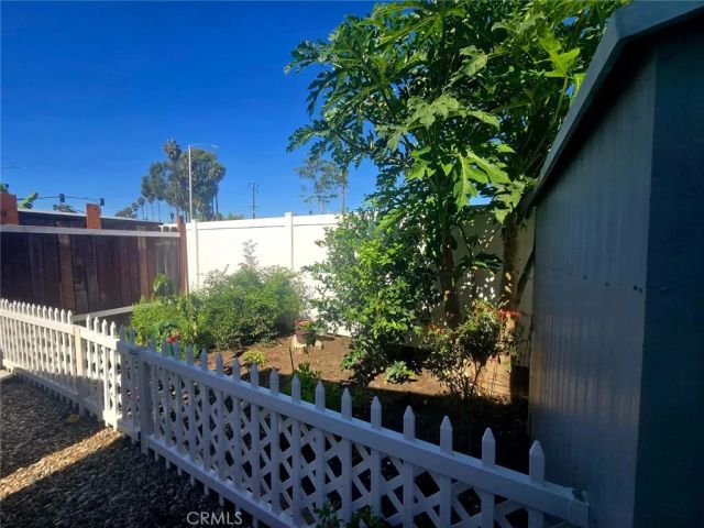 15621 Beach blvd 28, Westminster, CA 92683