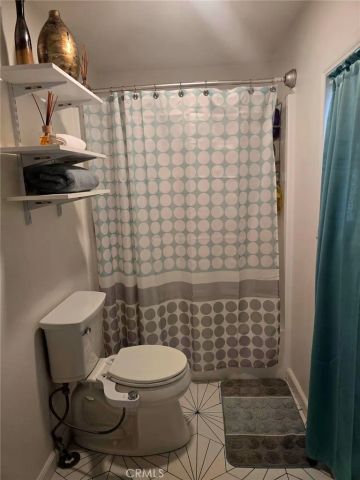 15621 Beach blvd 28, Westminster, CA 92683