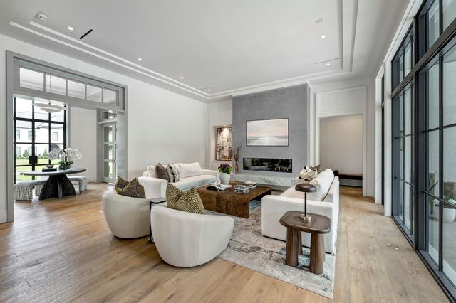 5455 Cedar Creek Drive, Houston, TX 77056
