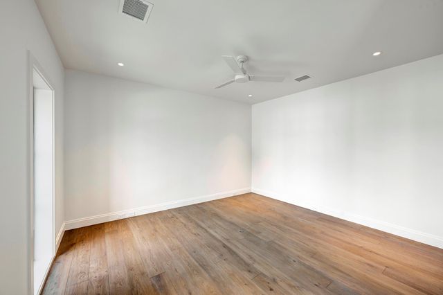 5455 Cedar Creek Drive, Houston, TX 77056