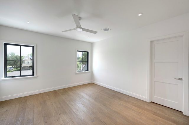 5455 Cedar Creek Drive, Houston, TX 77056