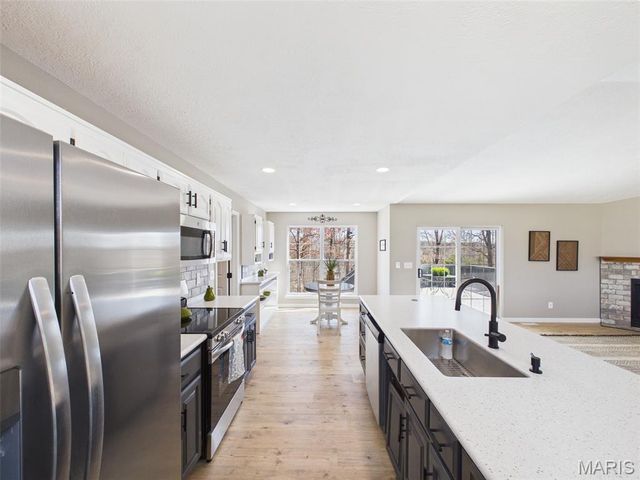 16860 Lensman Road, St Robert, MO 65584