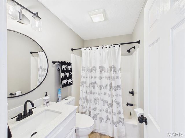 16860 Lensman Road, St Robert, MO 65584