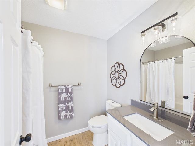 16860 Lensman Road, St Robert, MO 65584