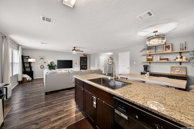 11318 BABCOCK XING, San Antonio, TX 78249