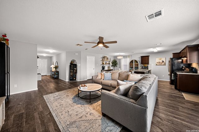 11318 BABCOCK XING, San Antonio, TX 78249