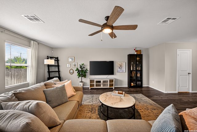 11318 BABCOCK XING, San Antonio, TX 78249