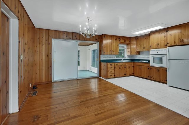 1410 TALTON AVENUE, Deland, FL 32720