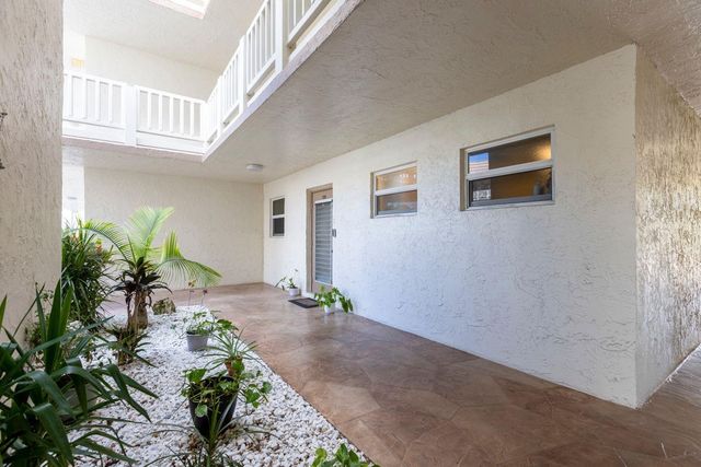 6850 Royal Palm Blvd 106 G, Margate, FL 33063