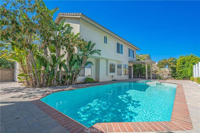 13179 View Mesa Street, Moorpark, CA 93021