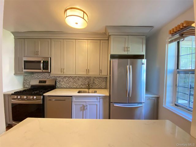 55-23 31st Avenue 1F, Woodside, NY 11377