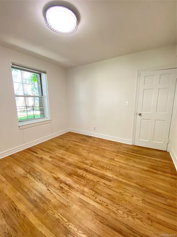 55-23 31st Avenue 1F, Woodside, NY 11377