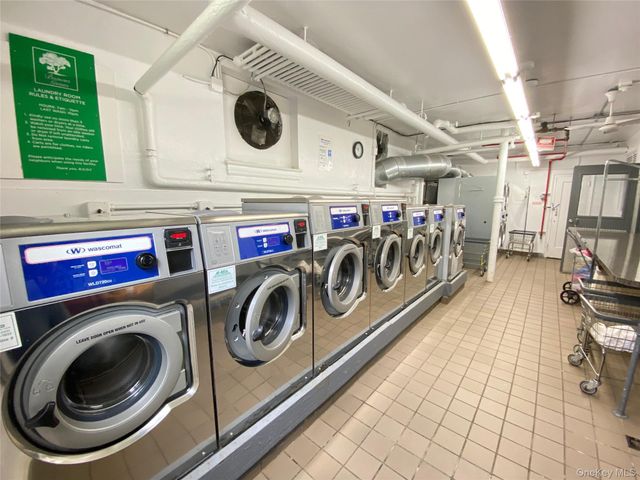 55-23 31st Avenue 1F, Woodside, NY 11377