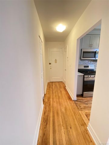 55-23 31st Avenue 1F, Woodside, NY 11377
