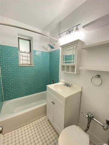 55-23 31st Avenue 1F, Woodside, NY 11377