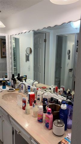 3940 NW 42nd Avenue 313, Lauderdale Lakes, FL 33319