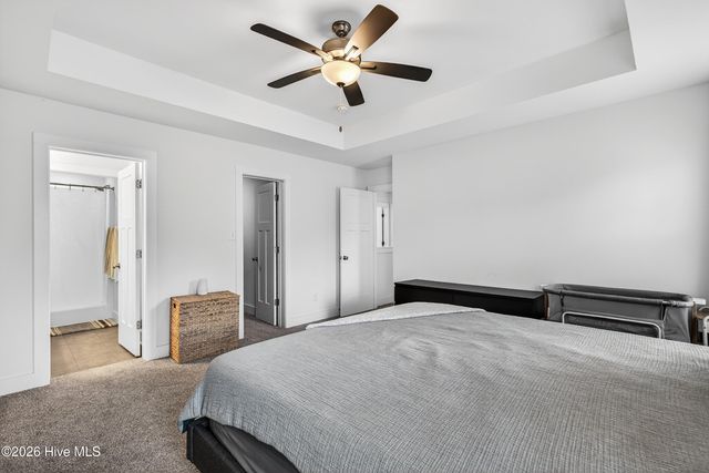 205 W Theriault Court, Jacksonville, NC 28540