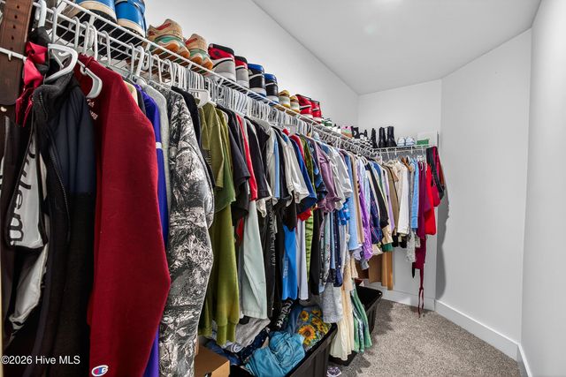 205 W Theriault Court, Jacksonville, NC 28540