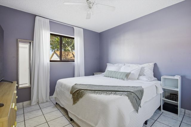 5465 W 27th Lane, Hialeah, FL 33016