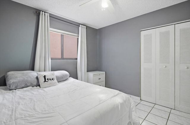 5465 W 27th Lane, Hialeah, FL 33016