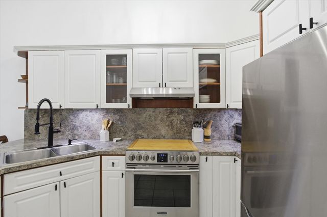 5465 W 27th Lane, Hialeah, FL 33016