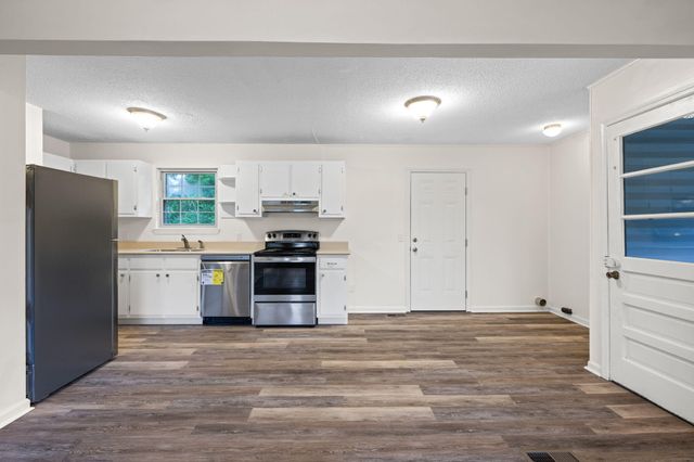 3302 Lee Avenue, Chattanooga, TN 37419