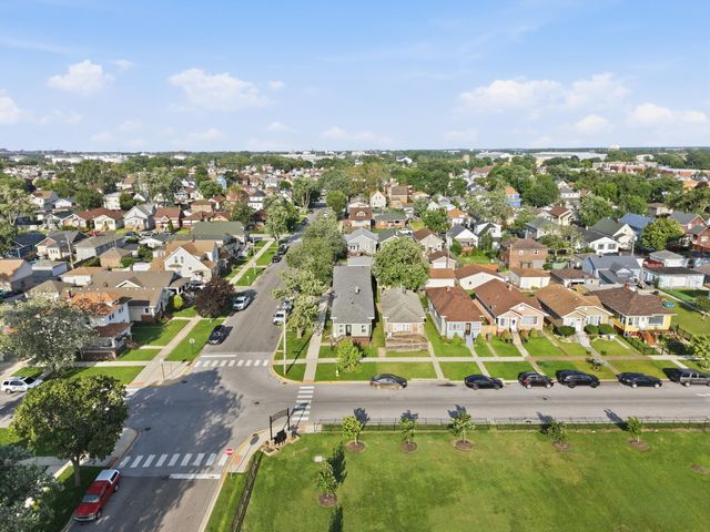 4301 Homerlee Avenue, East Chicago, IN 46312