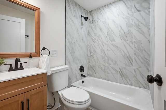 4301 Homerlee Avenue, East Chicago, IN 46312