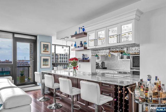800 Palisade Avenue 1701, Fort Lee, NJ 07024