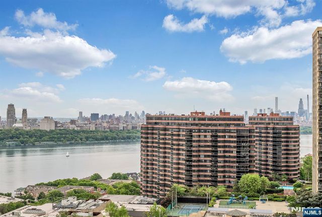 800 Palisade Avenue 1701, Fort Lee, NJ 07024