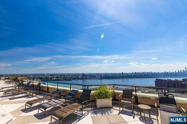 800 Palisade Avenue 1701, Fort Lee, NJ 07024