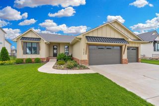3140 N Pine Grove Cir, Wichita, KS 67205