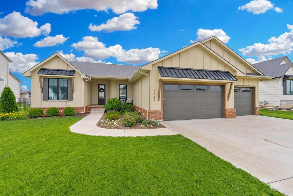 3140 N Pine Grove Cir, Wichita, KS 67205