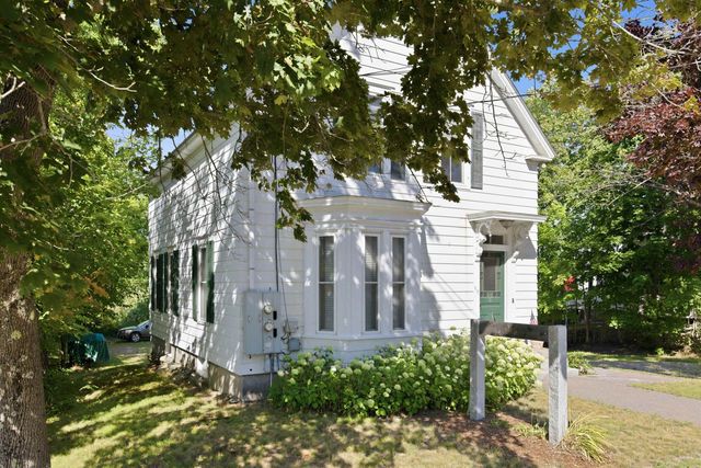 270 South Main Street, Wolfeboro, NH 03894