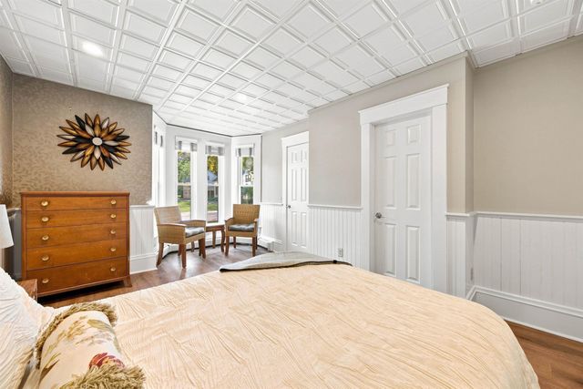 270 South Main Street, Wolfeboro, NH 03894