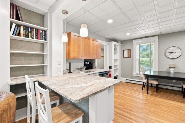 270 South Main Street, Wolfeboro, NH 03894