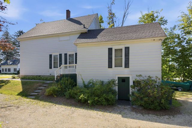 270 South Main Street, Wolfeboro, NH 03894