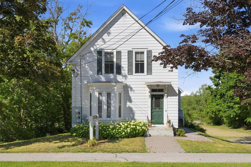 270 South Main Street, Wolfeboro, NH 03894