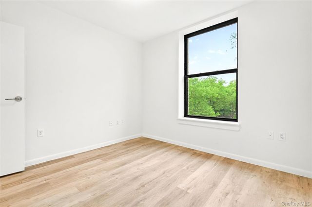 1715A Lacombe Avenue 4A, Bronx, NY 10473