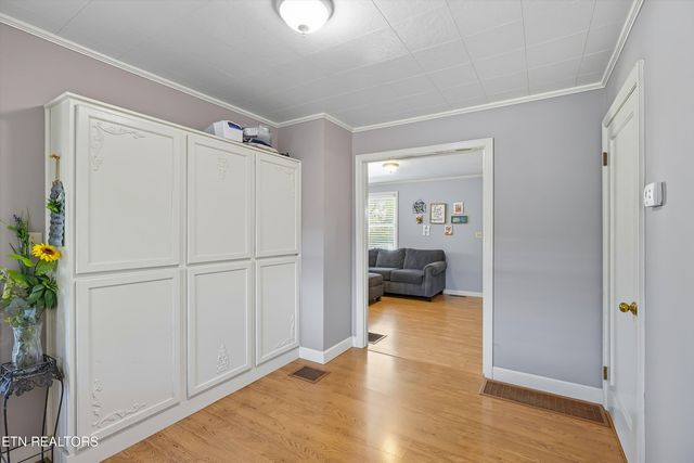 1765 N Wright Rd, Alcoa, TN 37701