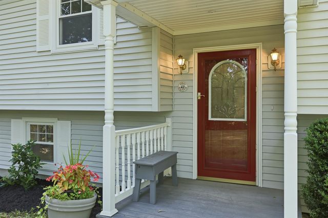 42 Jason Drive, Goffstown, NH 03045