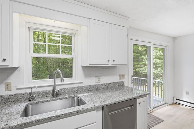 42 Jason Drive, Goffstown, NH 03045