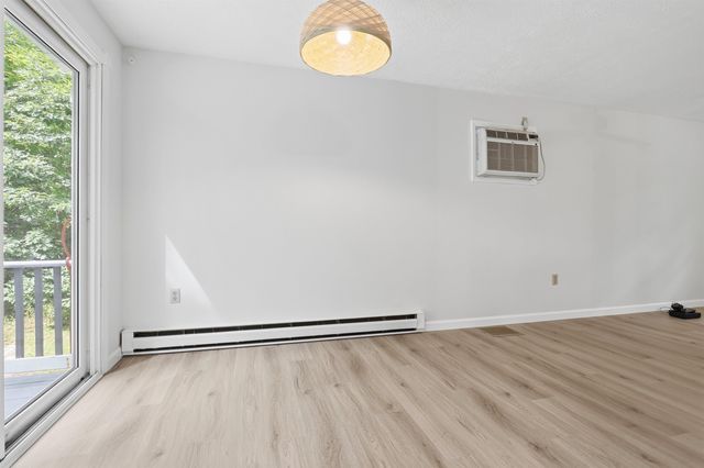 42 Jason Drive, Goffstown, NH 03045